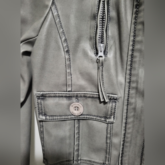 Beverly Hills Pollo Club faux leather jacket - Picture 3 of 9